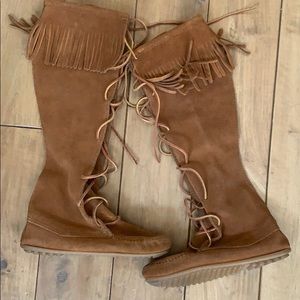 Minnetonka moccasin high boots